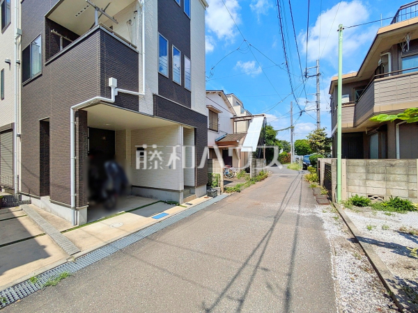 接道状況および現場風景 【西東京市東伏見6丁目】 接道状況および現場風景 【西東京市東伏見6丁目】