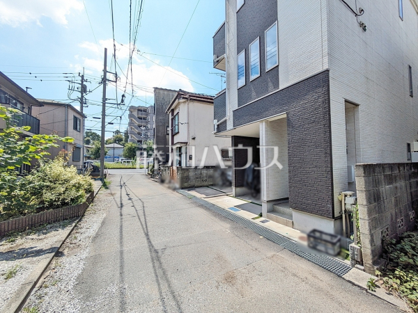 接道状況および現場風景 【西東京市東伏見6丁目】 接道状況および現場風景 【西東京市東伏見6丁目】