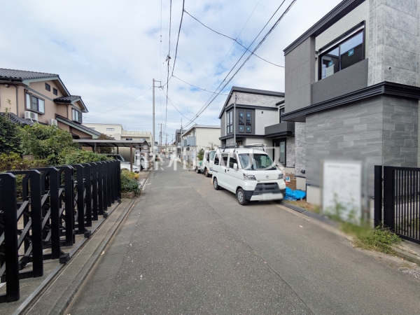 接道状況および現場風景 【練馬区石神井町4丁目】 接道状況および現場風景 【練馬区石神井町4丁目】