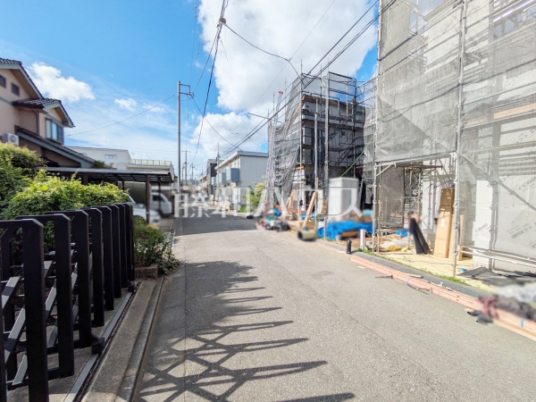 接道状況および現場風景 【練馬区石神井町4丁目】 接道状況および現場風景 【練馬区石神井町4丁目】