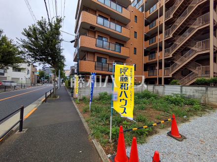 ≪接道状況≫物件の事、諸費用の事など、小さな疑問もお気軽にご連絡・ご相談下さい。 【府中市美好町3丁目】/撮影日2026/08/03