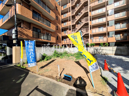 ≪現地外観≫我が家に合った暮らしを追及できるフリープランの分譲地です。ぜひ皆様の「こんな家に住みたい!」をお聞かせ下さい。 【府中市美好町3丁目】/撮影日2026/08/07