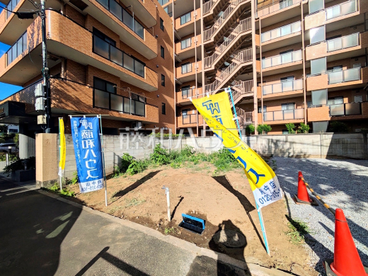 ≪現地外観≫我が家に合った暮らしを追及できるフリープランの分譲地です。ぜひ皆様の「こんな家に住みたい!」をお聞かせ下さい。 【府中市美好町3丁目】