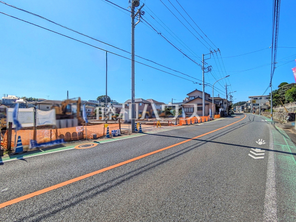 接道状況および現場風景 【武蔵村山市中藤5丁目】 接道状況および現場風景 【武蔵村山市中藤5丁目】