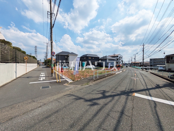 接道状況および現場風景 【武蔵村山市岸1丁目】 接道状況および現場風景 【武蔵村山市岸1丁目】