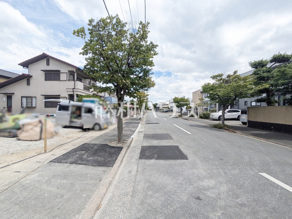 接道状況および現場風景 【福岡市西区横浜1丁目】 接道状況および現場風景 【福岡市西区横浜1丁目】