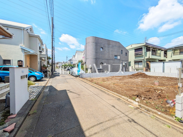 接道状況および現場風景 【府中市北山町4丁目】 接道状況および現場風景 【府中市北山町4丁目】