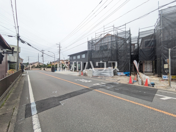 接道状況および現場風景 【富士見市大字水子】 接道状況および現場風景 【富士見市大字水子】