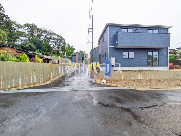接道状況および現場風景 【八王子市長房町】 接道状況および現場風景 【八王子市長房町】