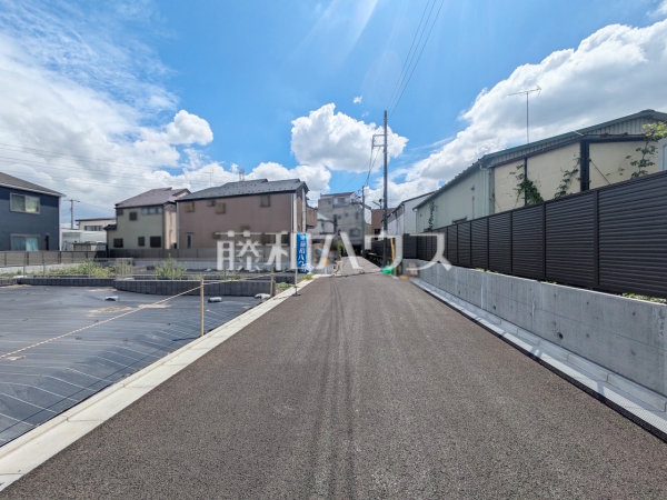 接道状況および現場風景 【世田谷区給田5丁目】 接道状況および現場風景 【世田谷区給田5丁目】