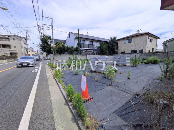 接道状況および現場風景 【三鷹市大沢3丁目】 接道状況および現場風景 【三鷹市大沢3丁目】
