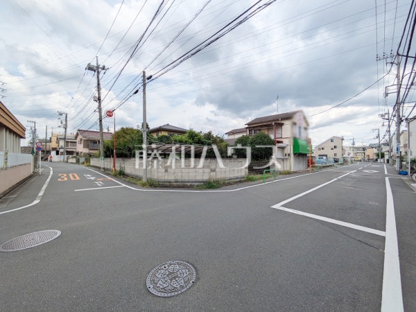 接道状況および現場風景 【練馬区西大泉5丁目】 接道状況および現場風景 【練馬区西大泉5丁目】
