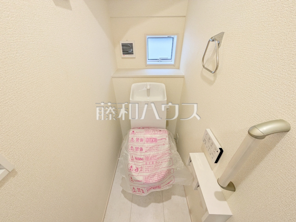 2号棟 トイレ 【福岡市南区曰佐3丁目】 2号棟 トイレ 【福岡市南区曰佐3丁目】