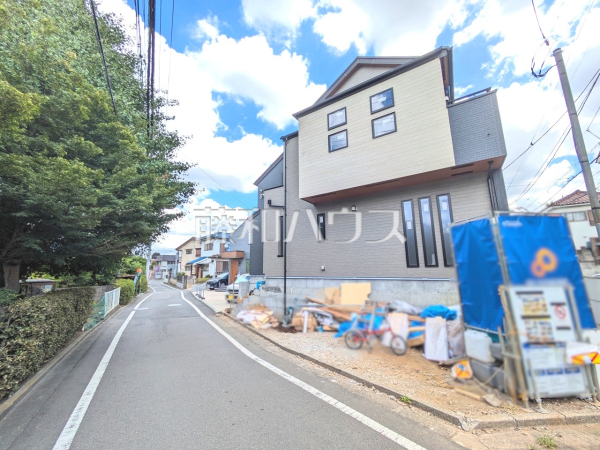 接道状況および現場風景 【東村山市恩多町2丁目】 接道状況および現場風景 【東村山市恩多町2丁目】