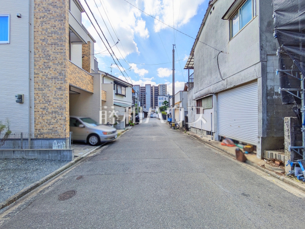 接道状況および現場風景 【福岡市西区姪の浜3丁目】 接道状況および現場風景 【福岡市西区姪の浜3丁目】