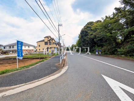 接道状況および現場風景 【東久留米市下里3丁目】/撮影日2026/08/22