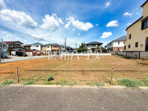現場風景【東久留米市下里3丁目】 周辺環境はもちろん、日当たりや設備仕様など、実際に行ってみないと分からないことも多くございます。営業担当がご案内いたしますので、お気軽にお問い合わせください。