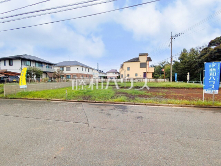 現場風景【東久留米市下里3丁目】平日のご案内も可能です。まずはお気軽にお問合せ下さいませ/撮影日2026/09/11