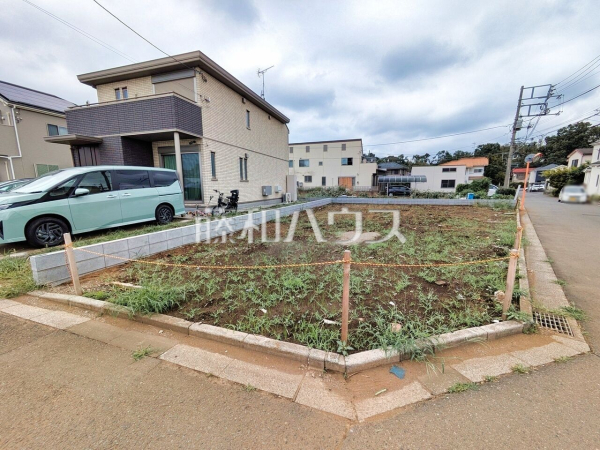 現地写真 【清瀬市下清戸5丁目】 建物のプレゼンをさせていただきますので、実際の完成イメージを思い描いていただくことができます。お気軽にお問合せ下さい。 現地写真 【清瀬市下清戸5丁目】 建物のプレゼンをさせていただきますので、実際の完成イメージを思い描いていただくことができます。お気軽にお問合せ下さい。
