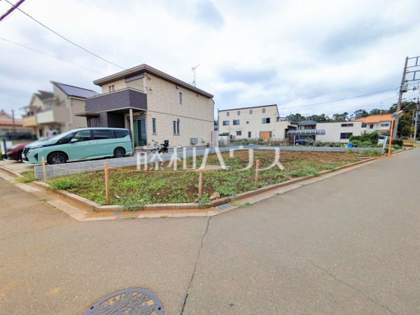 現地写真 【清瀬市下清戸5丁目】 建物のプレゼンをさせていただきますので、実際の完成イメージを思い描いていただくことができます。お気軽にお問合せ下さい。 現地写真 【清瀬市下清戸5丁目】 建物のプレゼンをさせていただきますので、実際の完成イメージを思い描いていただくことができます。お気軽にお問合せ下さい。
