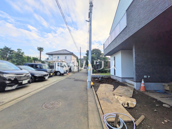 接道状況および現場風景 【杉並区西荻南1丁目】 接道状況および現場風景 【杉並区西荻南1丁目】