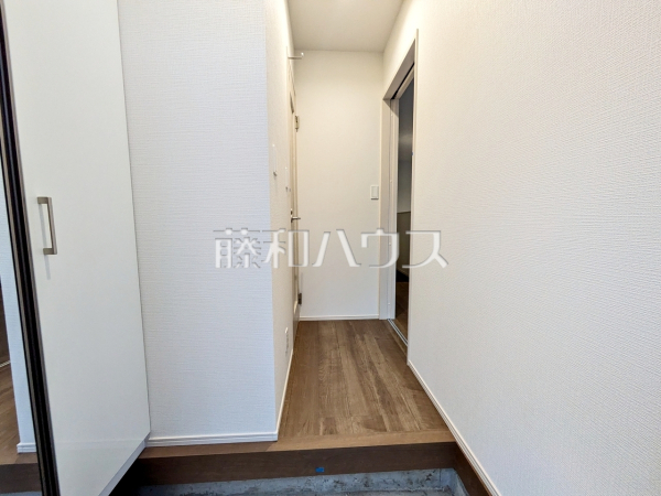 B号棟 玄関ホール 【国分寺市高木町3丁目】 B号棟 玄関ホール 【国分寺市高木町3丁目】