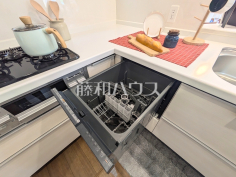 食器洗浄乾燥機キッチンには家事時間を短縮する食洗機付き 食器洗浄乾燥機キッチンには家事時間を短縮する食洗機付き