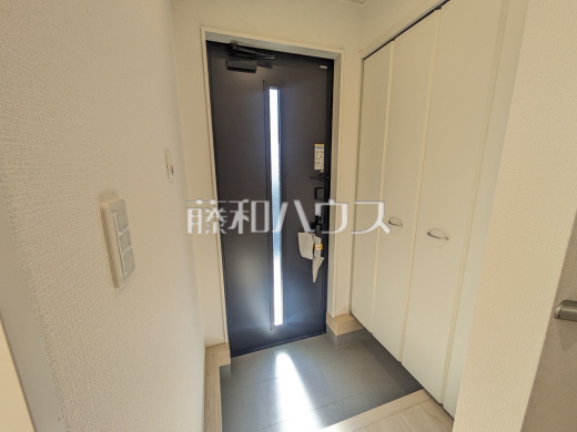 3号棟 玄関 【春日井市上条町7丁目】