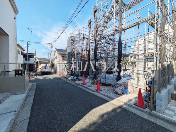 接道状況および現場風景 【練馬区大泉学園町6丁目】 接道状況および現場風景 【練馬区大泉学園町6丁目】