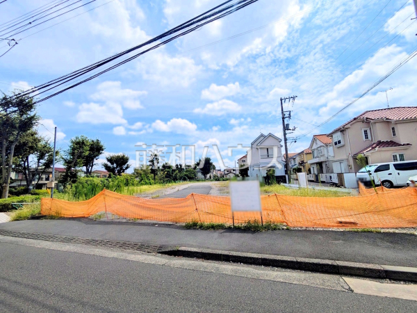 ≪接道状況≫周辺は落ち着いた雰囲気の住宅地です。小さなお子様がいるご家庭も安心です。 【府中市南町2丁目】 ≪接道状況≫周辺は落ち着いた雰囲気の住宅地です。小さなお子様がいるご家庭も安心です。 【府中市南町2丁目】