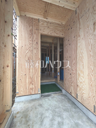B号棟 玄関 【八王子市中野上町4丁目】 B号棟 玄関 【八王子市中野上町4丁目】