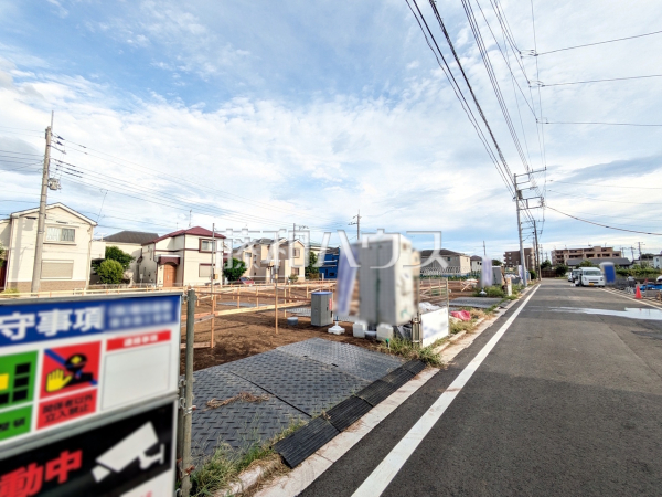接道状況および現場風景 【小平市鈴木町1丁目】 接道状況および現場風景 【小平市鈴木町1丁目】