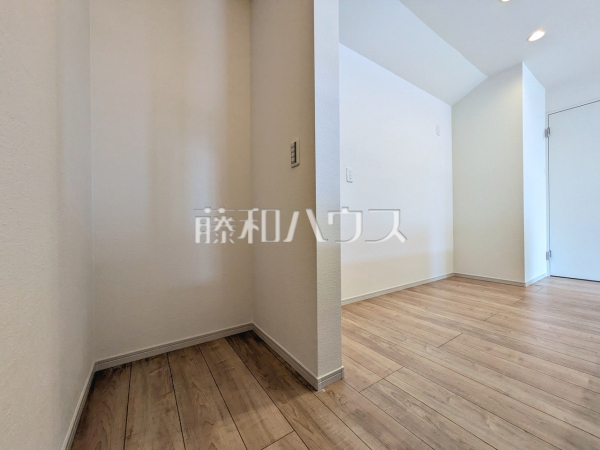 キッチン横収納 【国分寺市南町1丁目】 キッチン横収納 【国分寺市南町1丁目】