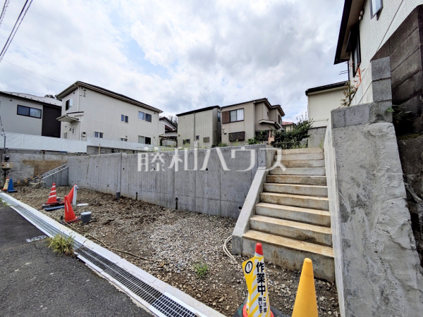 現場風景 【日野市程久保2丁目】 現場風景 【日野市程久保2丁目】