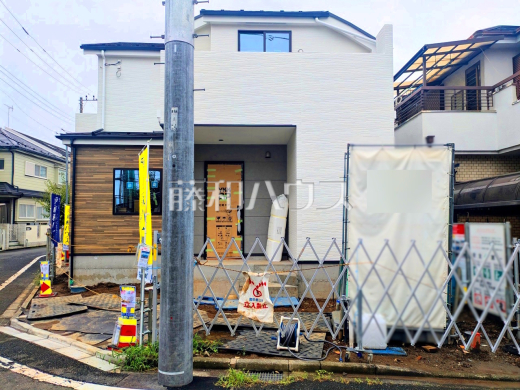 ≪現地外観≫第三者機関により住宅の品質や性能を評価し「安心・安全」を保証する【住宅性能評価書】を取得しております。 【府中市押立町2丁目】