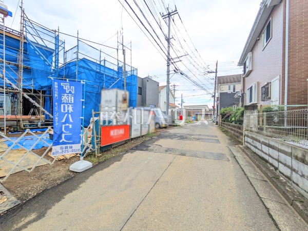 接道状況および現場風景 【富士見市上沢3丁目】 接道状況および現場風景 【富士見市上沢3丁目】