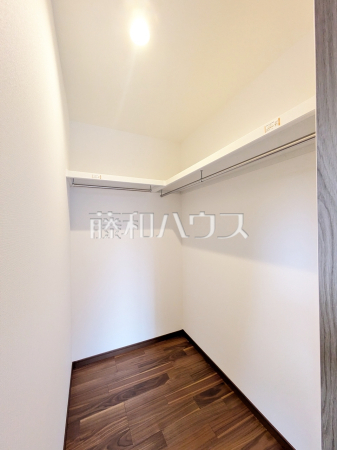 ウォークインクローゼット 【八王子市上壱分方町】 ウォークインクローゼット 【八王子市上壱分方町】