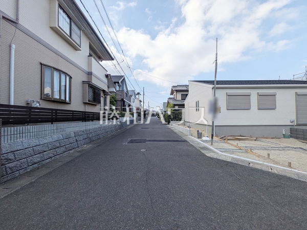 接道状況および現場風景 【福岡市西区生松台1丁目】 接道状況および現場風景 【福岡市西区生松台1丁目】