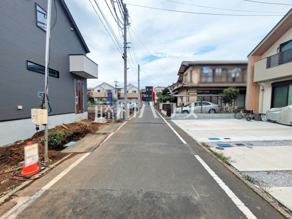 接道状況および現場風景 【東久留米市南沢5丁目】 接道状況および現場風景 【東久留米市南沢5丁目】