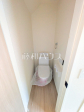 2号棟 きれいでさわやか、ウォシュレット付きトイレ。 各階にトイレがあると、朝の忙しい時間帯などに便利です。 また、夜中も1階まで下りずにすみます。【東久留米市南沢5丁目】 2号棟 きれいでさわやか、ウォシュレット付きトイレ。 各階にトイレがあると、朝の忙しい時間帯などに便利です。 また、夜中も1階まで下りずにすみます。【東久留米市南沢5丁目】