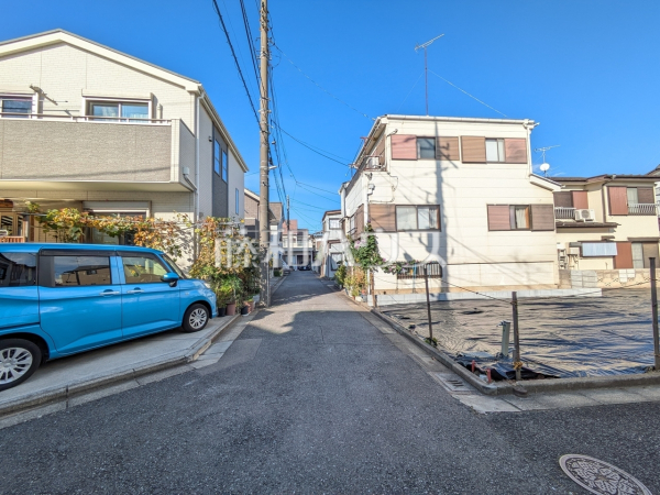 接道状況および現場風景 【練馬区大泉町1丁目】 接道状況および現場風景 【練馬区大泉町1丁目】