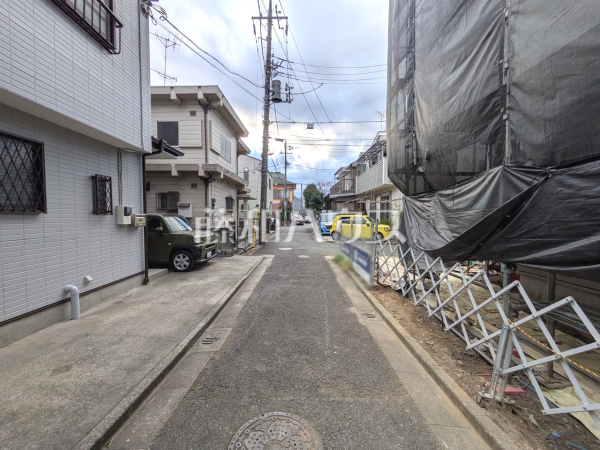接道状況および現場風景 【練馬区大泉町1丁目】 接道状況および現場風景 【練馬区大泉町1丁目】