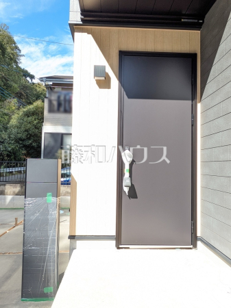 1号棟 玄関 【八王子市大塚】 1号棟 玄関 【八王子市大塚】
