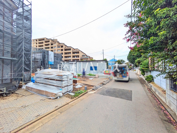 接道状況および現場風景 【国立市富士見台4丁目】 接道状況および現場風景 【国立市富士見台4丁目】