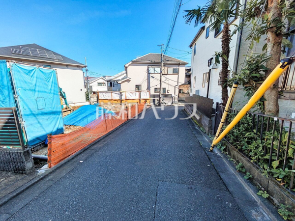 接道状況および現場風景 【世田谷区松原5丁目】 接道状況および現場風景 【世田谷区松原5丁目】