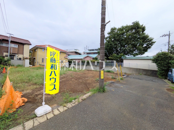 ≪接道状況≫周辺は落ち着いた雰囲気の住宅地です。小さなお子様がいるご家庭も安心です。 【稲城市百村】 ≪接道状況≫周辺は落ち着いた雰囲気の住宅地です。小さなお子様がいるご家庭も安心です。 【稲城市百村】