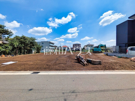 現場風景【所沢市上新井2丁目】 見学はしたいけど、なかなか時間が取れない・・・そんな方に出勤前や仕事終わりにマイホームを見学できるサポートをいたします。 /撮影日2026/08/24