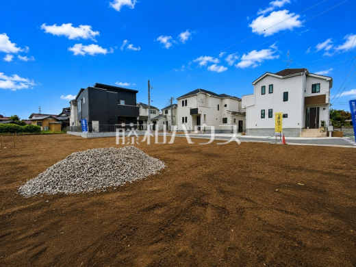 建築条件付き売地の選べる楽しさを取り入れた建物を是非ご検討くださいませ。
現地写真 【所沢市上新井2丁目】