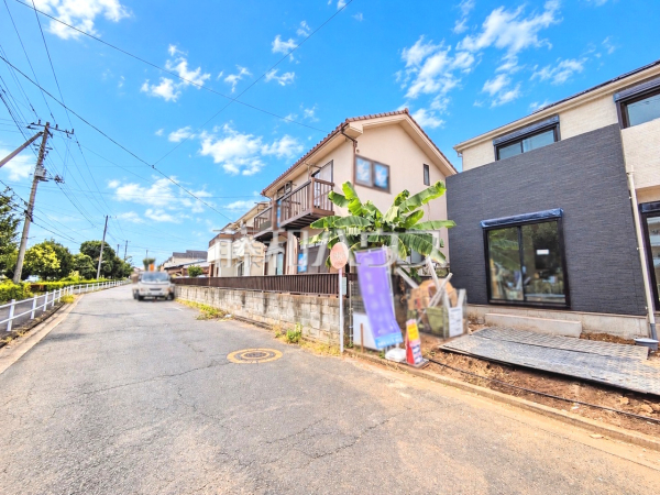 接道状況および現場風景 【東大和市清原2丁目】 接道状況および現場風景 【東大和市清原2丁目】
