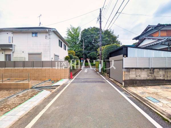 接道状況および現場風景 【東久留米市南沢5丁目】 接道状況および現場風景 【東久留米市南沢5丁目】